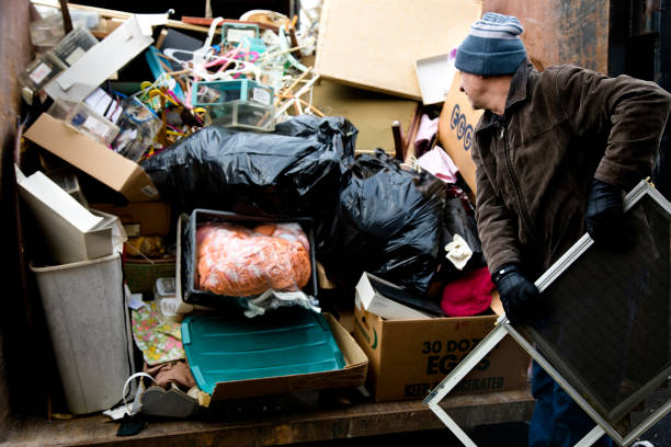 Best Commercial Cleanout Services  in Aberdeen, MS